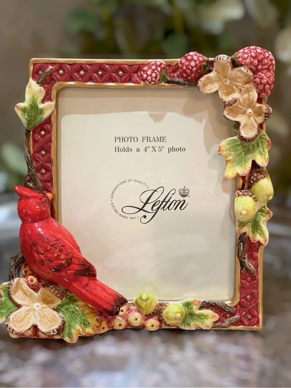 Vintage Lefton Porcelain Red Cardinal Bird Easel Picture Frame 4 x 5 Photo